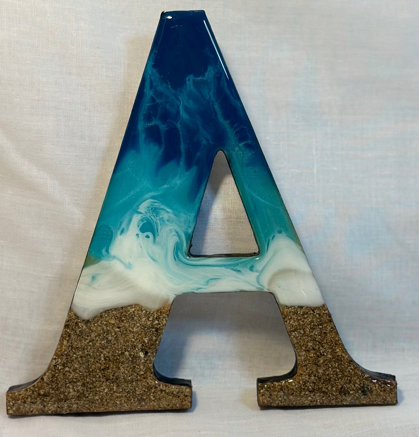 Resin art lettering - FAMILY